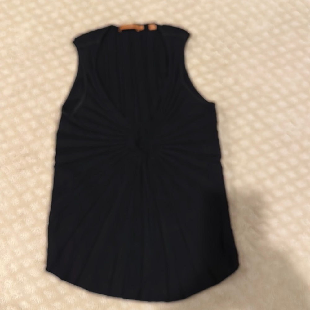 Black Essendi stretch tank.  Like new.
